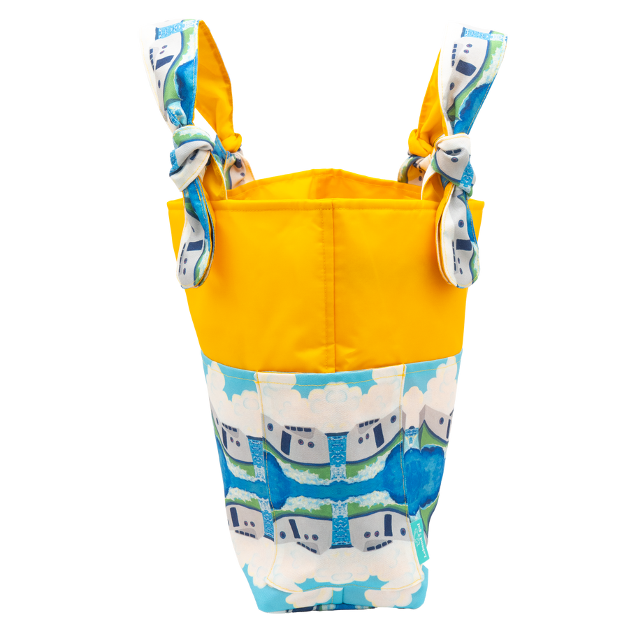 Clouds and Tugs/Yellow Outside Bag