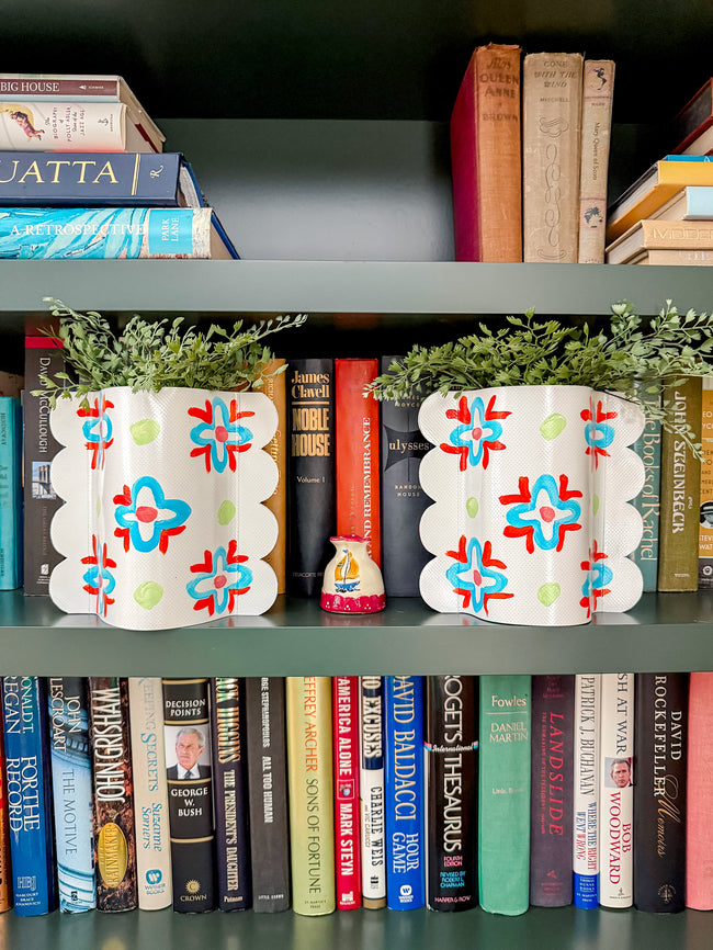 Quadrafoil Hand-Painted Scalloped Vinyl Vase Sleeve Pair